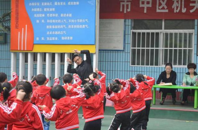 南京大学拆分了多少学校(幼儿园一二三类怎么分)