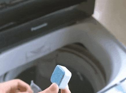 自己在家怎么清洗洗衣机(清洗洗衣机最好最干净的办法)