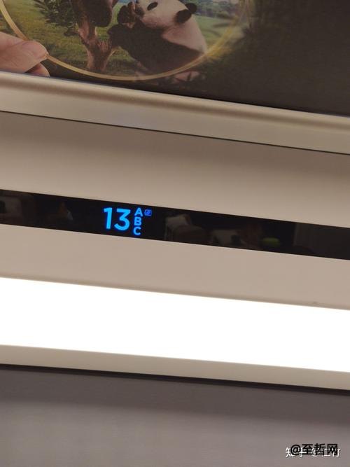 高铁的靠窗座位标识图图片