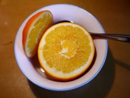 为什么吃了蒸橙子咳嗽得更厉害了(吃完蒸橙子咳嗽更严重了怎么回事)